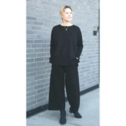 Close To My Heart Bonnie Sweater Black - Elegant Strikkejakke for Damer -Dame-strikkegensere Salg unnamed file 1066