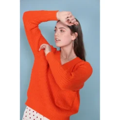 Second Female Faine Knit V-neck - Scarlet Ibis Orange | Dame Overdeler Strikkejakker & Gensere -Dame-strikkegensere Salg unnamed file 113