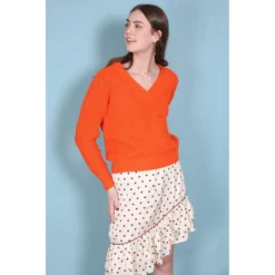 Second Female Faine Knit V-neck - Scarlet Ibis Orange | Dame Overdeler Strikkejakker & Gensere -Dame-strikkegensere Salg unnamed file 114