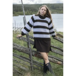 Arnie Says Mørkebrun Melrose Stripe Genser White - Elegant strikkejakke for kvinner -Dame-strikkegensere Salg unnamed file 1212