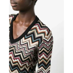 Missoni V-hals Strikkegenser i Rød - Elegant og Tidløs Strikkejakke for Damer -Dame-strikkegensere Salg unnamed file 1537