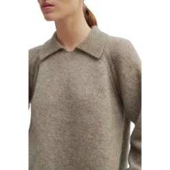 Second Female Brook Knit Collar - Beige Strikkejakke for Damer -Dame-strikkegensere Salg unnamed file 1739