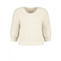 NIKKIE Taylor Top Beige - Elegant Strikkejakke for Damer
