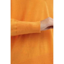 Seventy V-hals strikkejakke i appelsin - Elegant og behagelig damegenser -Dame-strikkegensere Salg unnamed file 1990