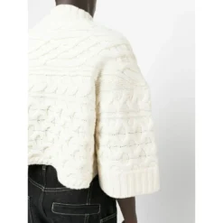 Sacai Hvit Rundhalset Genser - Elegant Strikkejakke for Damer -Dame-strikkegensere Salg unnamed file 2198