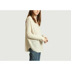 KUJTEN Hvit Strikkejakke - Elegant og Komfortabel Overdel for Damer -Dame-strikkegensere Salg unnamed file 2224