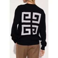 Givenchy Logo Sweater - Black | Premium Dame Strikkejakker & Gensere -Dame-strikkegensere Salg unnamed file 247