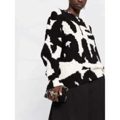 Alexander McQueen Ullgenser med Logo i Svart | Dame Overdeler -Dame-strikkegensere Salg unnamed file 2533