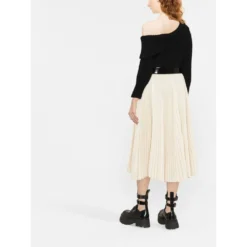 Alexander McQueen Rund hals strikkejakke i svart - Elegant og tidløs design