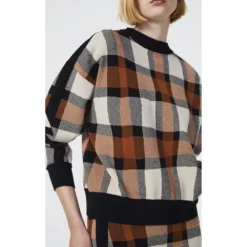 Rodebjer Brun Rundhalset Strikkegenser - Elegant og Komfortabel Dameoverdel -Dame-strikkegensere Salg unnamed file 282