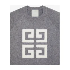 Givenchy Grå Strikkejakke - Elegant Overdel for Damer -Dame-strikkegensere Salg unnamed file 3934