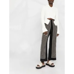 Andrea Adamo Rundhalset strikkejakke i hvit - Elegant og behagelig damegenser -Dame-strikkegensere Salg unnamed file 4170