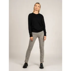 Patrizia Pepe Rundhalset Strikkgenser i Svart - Elegant og Tidløs Dameoverdel -Dame-strikkegensere Salg unnamed file 4744