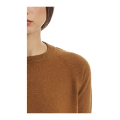 Drumohr Rundhalset strikkejakke i brun - Elegant og behagelig damegenser -Dame-strikkegensere Salg unnamed file 4883