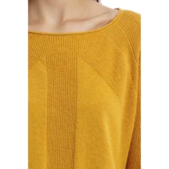 Manila Grace Rundhalset strikkejakke i gul - Elegant og behagelig damegenser -Dame-strikkegensere Salg unnamed file 4892