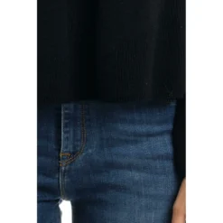 Manila Grace Rundhalset Strikkgenser i Svart - Elegant og Komfortabel Damegenser