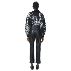 Rodebjer Ray Strikket Genser i Svart - Elegant og Tidløs Dameoverdel 9 Rodebjer Ray Strikket Genser i Svart - Elegant og Tidløs Dameoverdel -Dame-strikkegensere Salg unnamed file 660