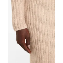 Fendi Crop Knit Sweater i Nude Beige - Elegant strikkejakke for damer -Dame-strikkegensere Salg unnamed file 732