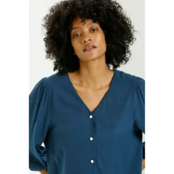 Cream Blouse Blue - Elegant Strikkejakke for Damer -Dame-strikkegensere Salg unnamed file 819